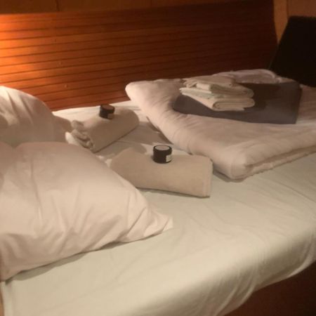 Nuit Sur Un Bateau La Rochelle (Charente-Maritime) Exterior foto