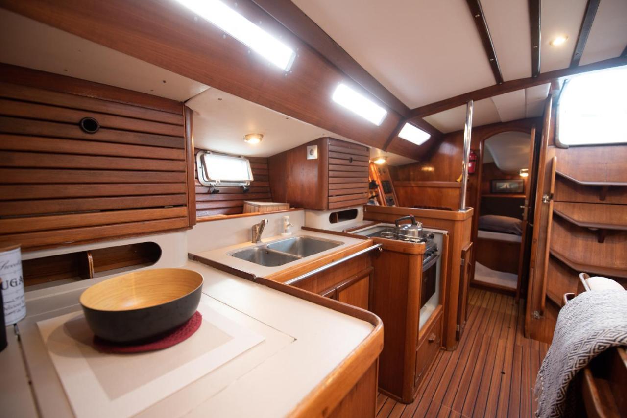 Nuit Sur Un Bateau La Rochelle (Charente-Maritime) Exterior foto