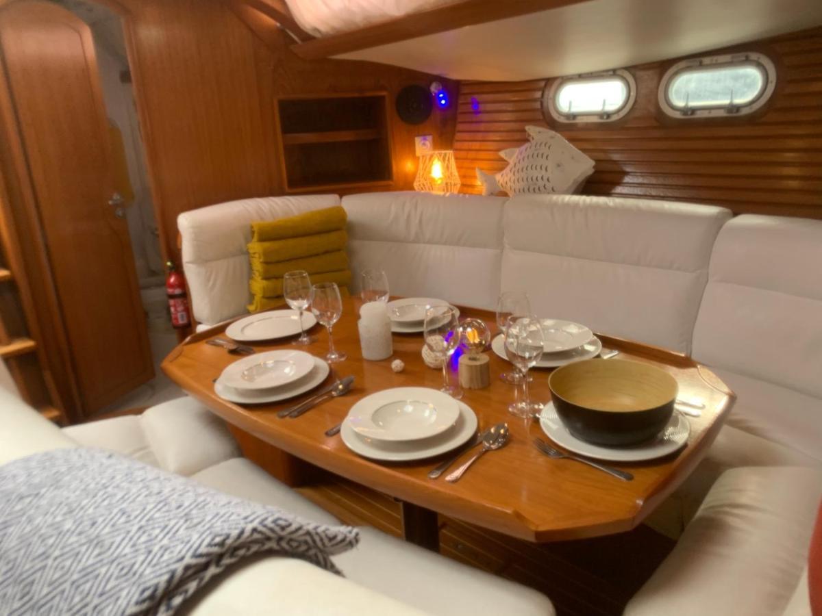 Nuit Sur Un Bateau La Rochelle (Charente-Maritime) Exterior foto